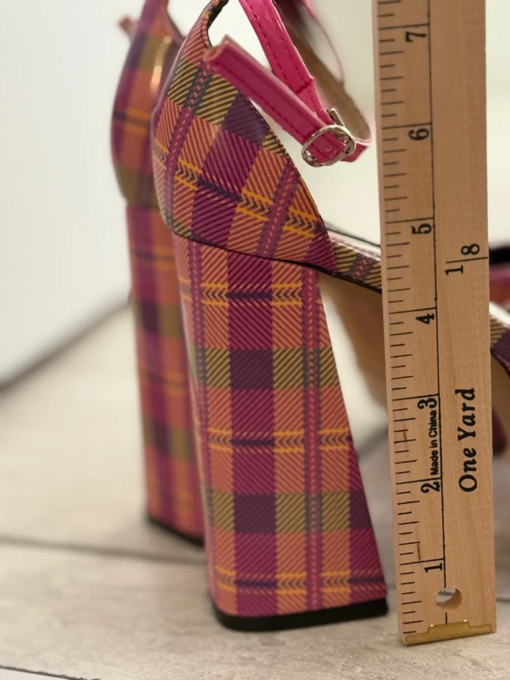 Larroudé Plaid Platform Heels – Pink Multi Statement Ankle Strap Pumps - size 9 - Picture 7 of 12